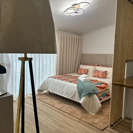 At Maries House 2 Apartman *